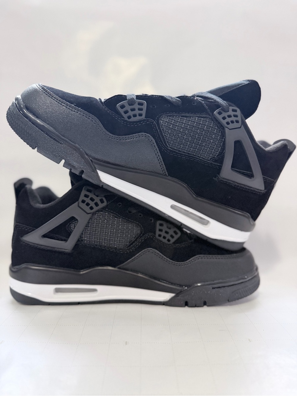 Jordan Men's Black & Gray Low-Top Sneakers